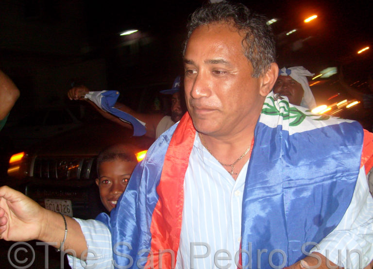 Johnny Briceño steps down as Leader of the PUP