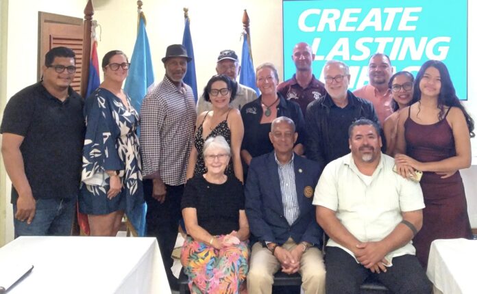 Rotary Club District Governor visits San Pedro (4)